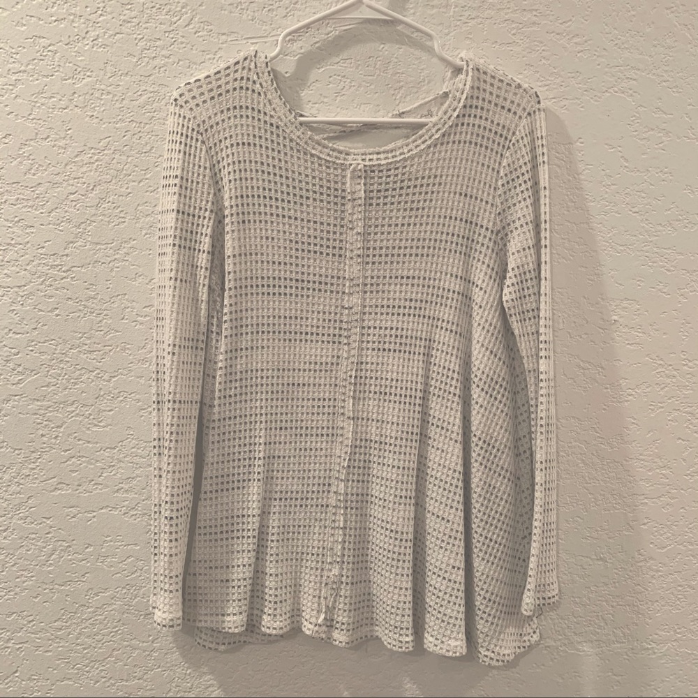 Flowy long sleeve